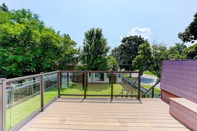 Additional image 37 of 297 Churchill Ave