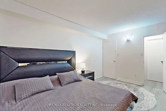 Additional image 21 of 3380 Eglinton Ave Unit 1411