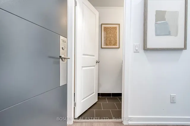 Additional image 5 of 105 George St Unit 1904