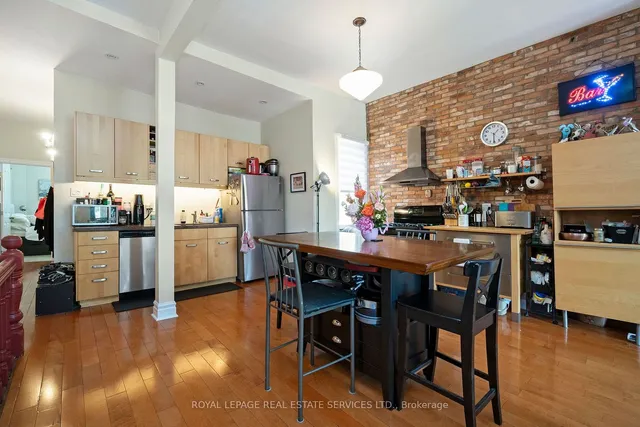 Additional image 5 of 62 Lakeview Ave