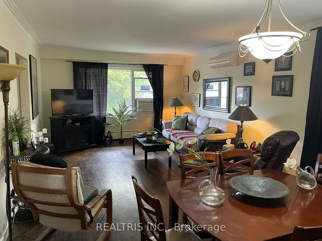 Additional image 26 of 18 Muskoka Ave