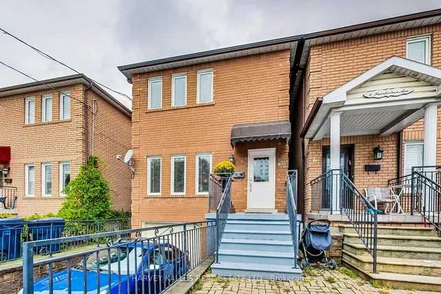 8 Fairholme Ave