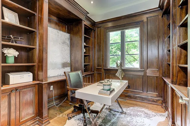 Additional image 11 of 297 Churchill Ave