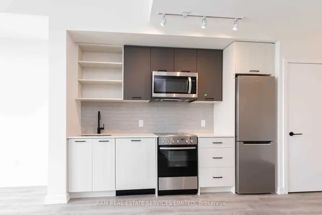 Additional image 8 of 2300 St Clair Ave Unit 627