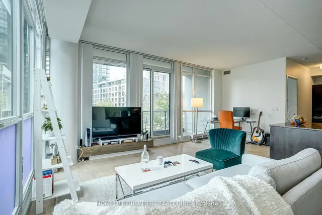 Additional image 9 of 209 Fort York Blvd Unit 383