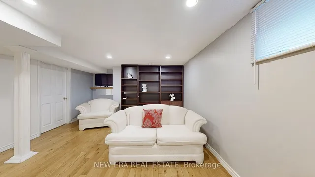 Additional image 20 of 1 Fairbourne Cres