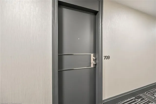 Additional image 13 of 30 Grand Trunk Cres Unit 709