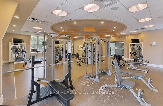 Additional image 24 of 28 Linden St Unit 1205