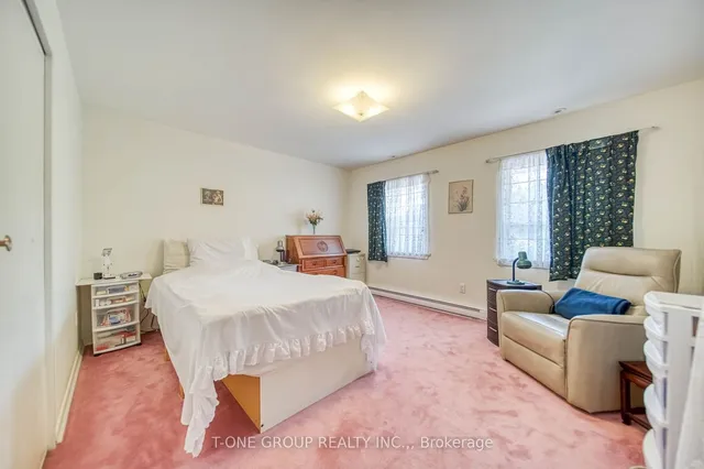 Additional image 22 of 20 Zircon Crt