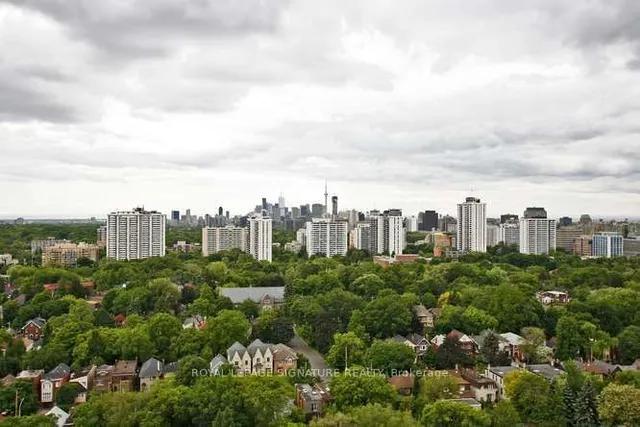 Additional image 32 of 83 Redpath Ave Unit 402