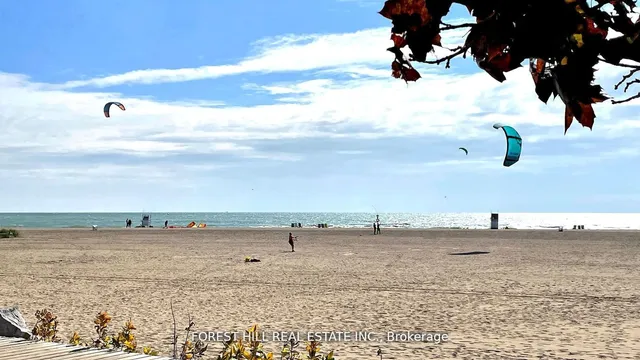 Additional image 31 of 1765 Queen St Unit 306