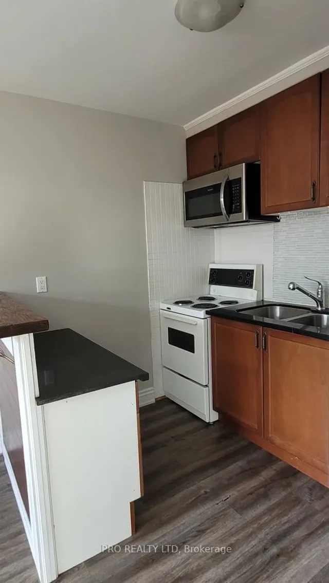 Additional image 23 of 46 Twenty Second St