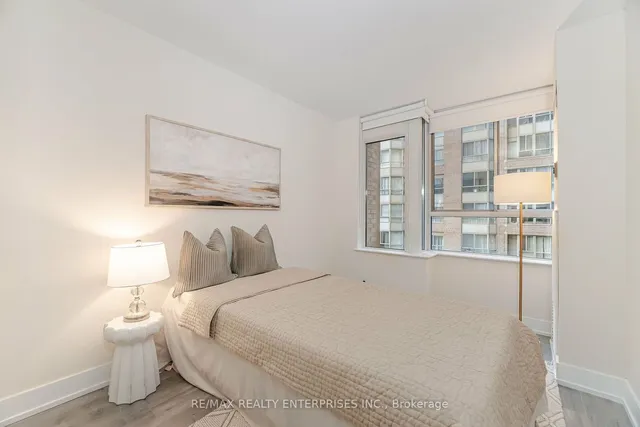 Additional image 30 of 717 Bay St Unit 701