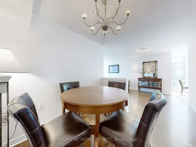 Additional image 13 of 3840 Bathurst St Unit 612