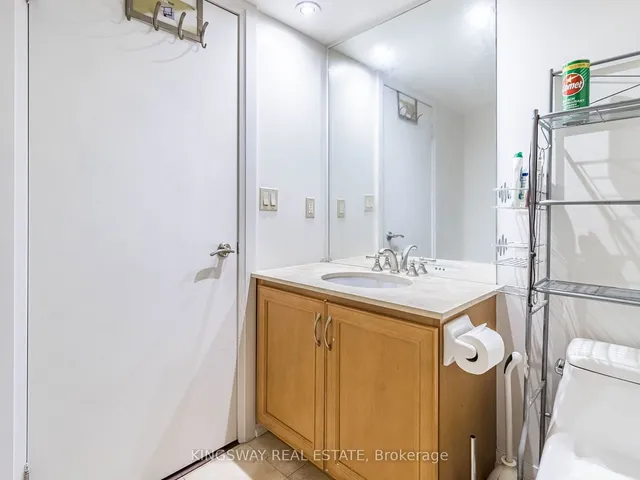 Additional image 28 of 2737 Keele St Unit 809