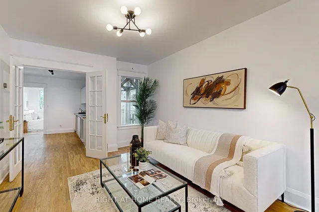 Additional image 4 of 1055 Woodbine Ave