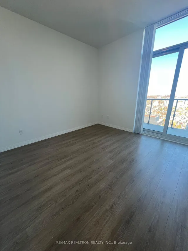 Additional image 10 of 28 Widmer St Unit GPH26