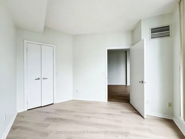 Additional image 27 of 8 York St Unit 2705