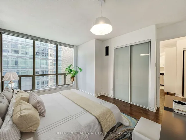 Additional image 7 of 40 Scollard St Unit 908