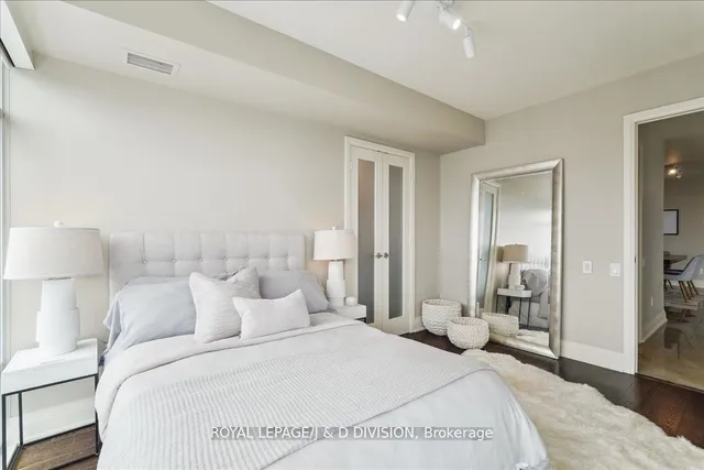 Additional image 24 of 2181 Yonge St Unit 3402
