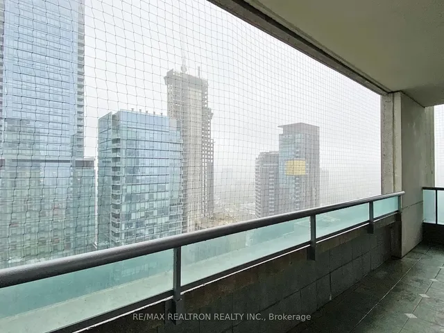 Additional image 23 of 18 Yorkville Ave Unit 2504