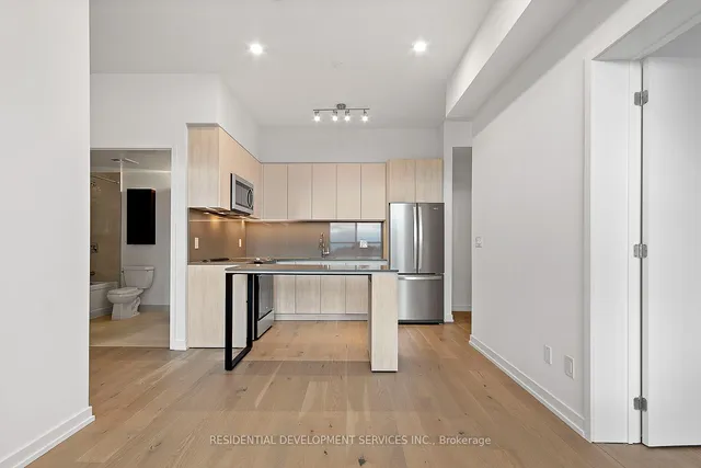 Additional image 17 of 3100 Keele St Unit 714