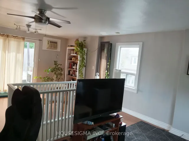 Additional image 40 of 256 Woodbine Ave