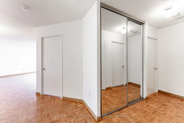 Additional image 27 of 350 Alton Towers Circ Unit 401