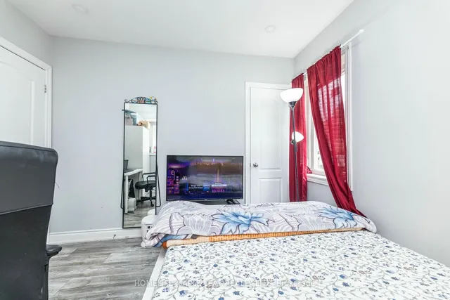 Additional image 13 of 9 Hertford Ave