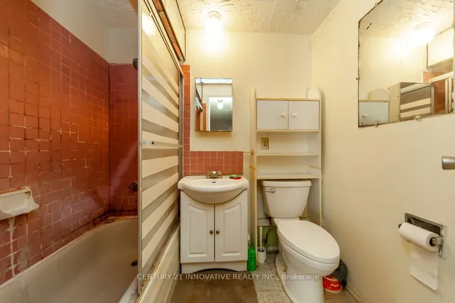 Additional image 37 of 5 Wiggens Crt