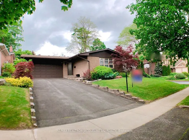 34 Elliotwood Crt
