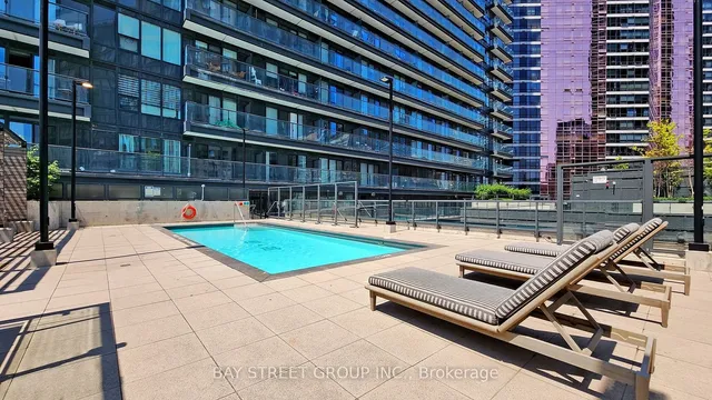 Additional image 18 of 955 Bay St Unit 2507