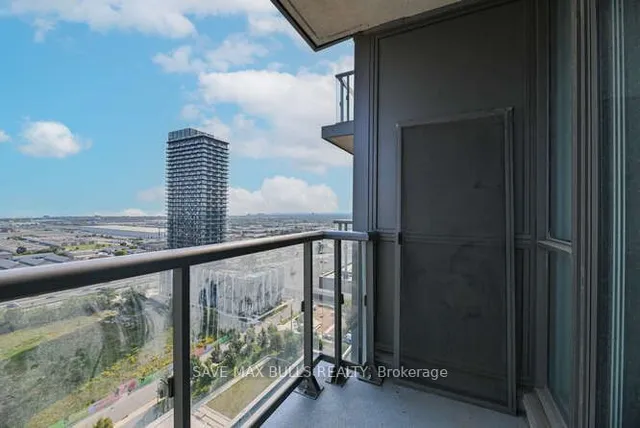 Additional image 33 of 17 Zorra St Unit 1906