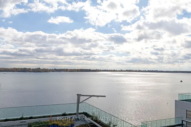 Additional image 5 of 118 Merchants' Wharf Unit 912