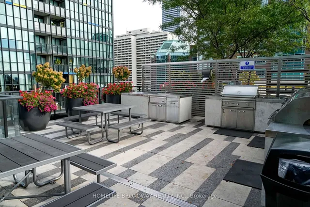 Additional image 9 of 101 Charles St Unit 4810