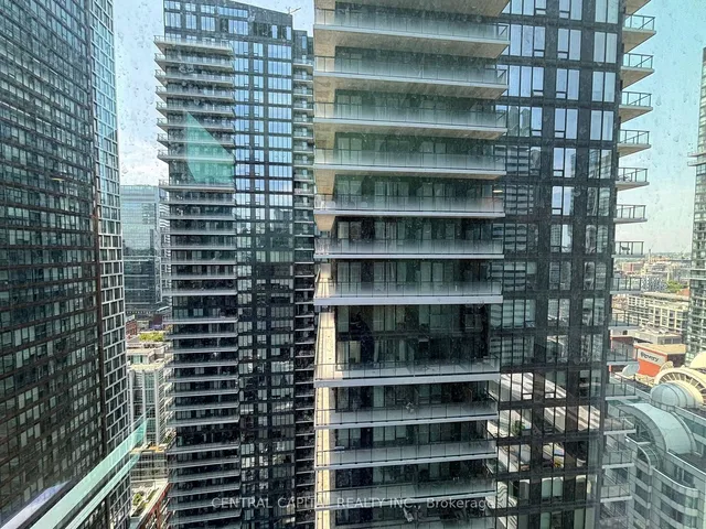 Additional image 11 of 327 King St Unit 3003