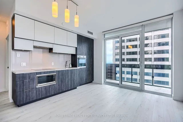 Additional image 12 of 8 Eglinton Ave Unit 2705