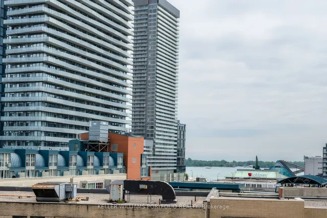 Additional image 28 of 71 Front St Unit 413