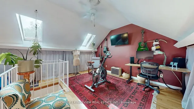 Additional image 15 of 144 Clinton St