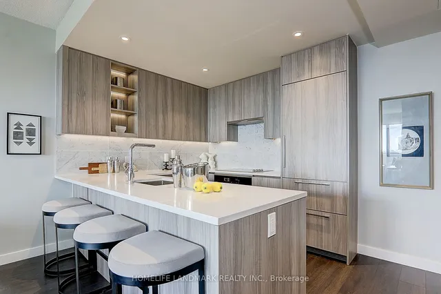 Additional image 3 of 95 Mcmahon Dr Unit 3203