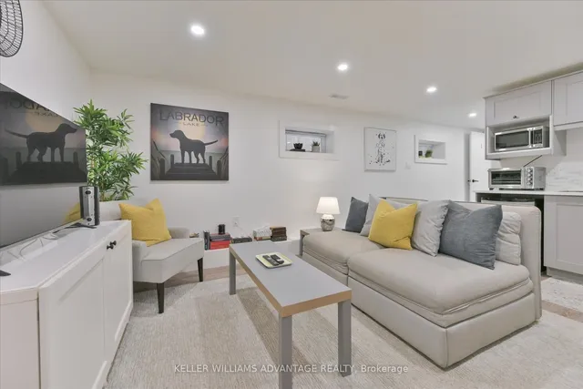 Additional image 27 of 1568 Dundas St