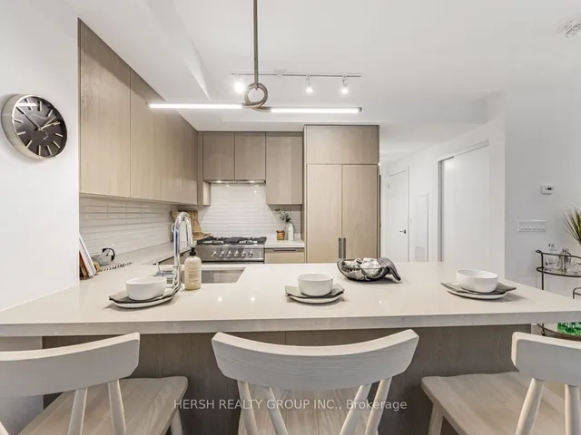 Additional image 3 of 160 Kingsway Cres Unit 101