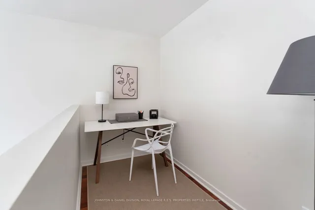 Additional image 23 of 800 King St Unit 210