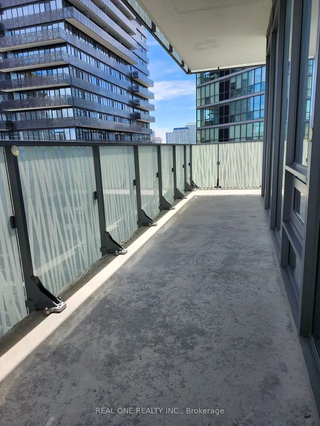 Additional image 19 of 42 Charles St Unit 1902