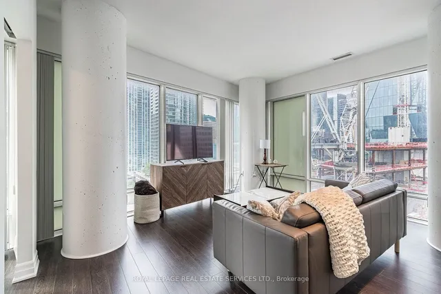 Additional image 21 of 8 The esplanade Unit 1302