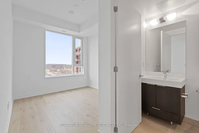 Additional image 18 of 3100 Keele St Unit 1020