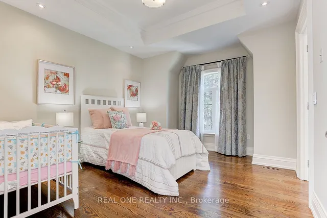 Additional image 28 of 297 Churchill Ave