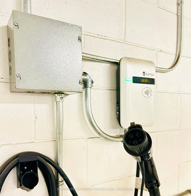 Additional image 27 of 1346 Danforth Rd Unit 1613