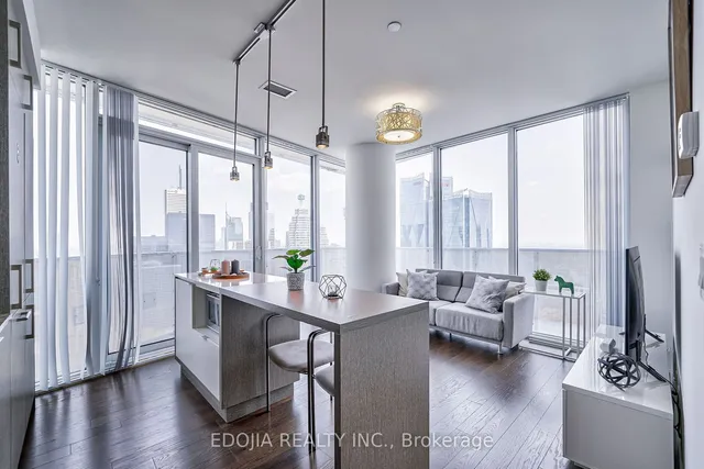 Additional image 13 of 100 Harbour St Unit 6004