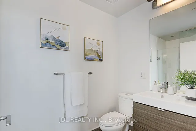 Additional image 20 of 62 Forest Manor Rd Unit 1109